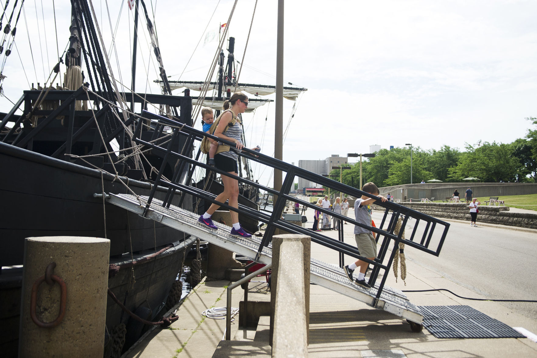 Nina and Pinta Tours 07